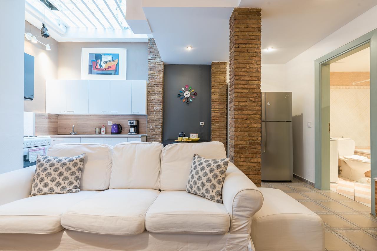 Elegant Kerameikos Apartment By Cloudkeys Athén Kültér fotó